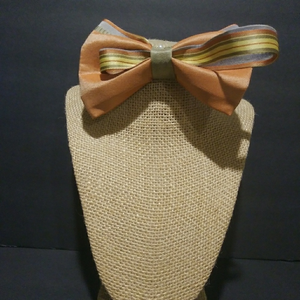 His and Her Bowtie~Shelia D Johnson 04448-B